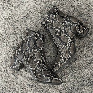 madden girl // Dafni Boots